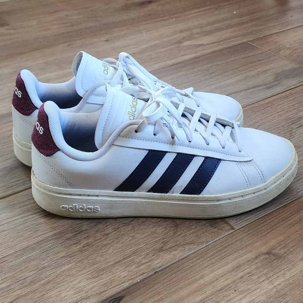 Adidas Men's White and Maroon Sneakers